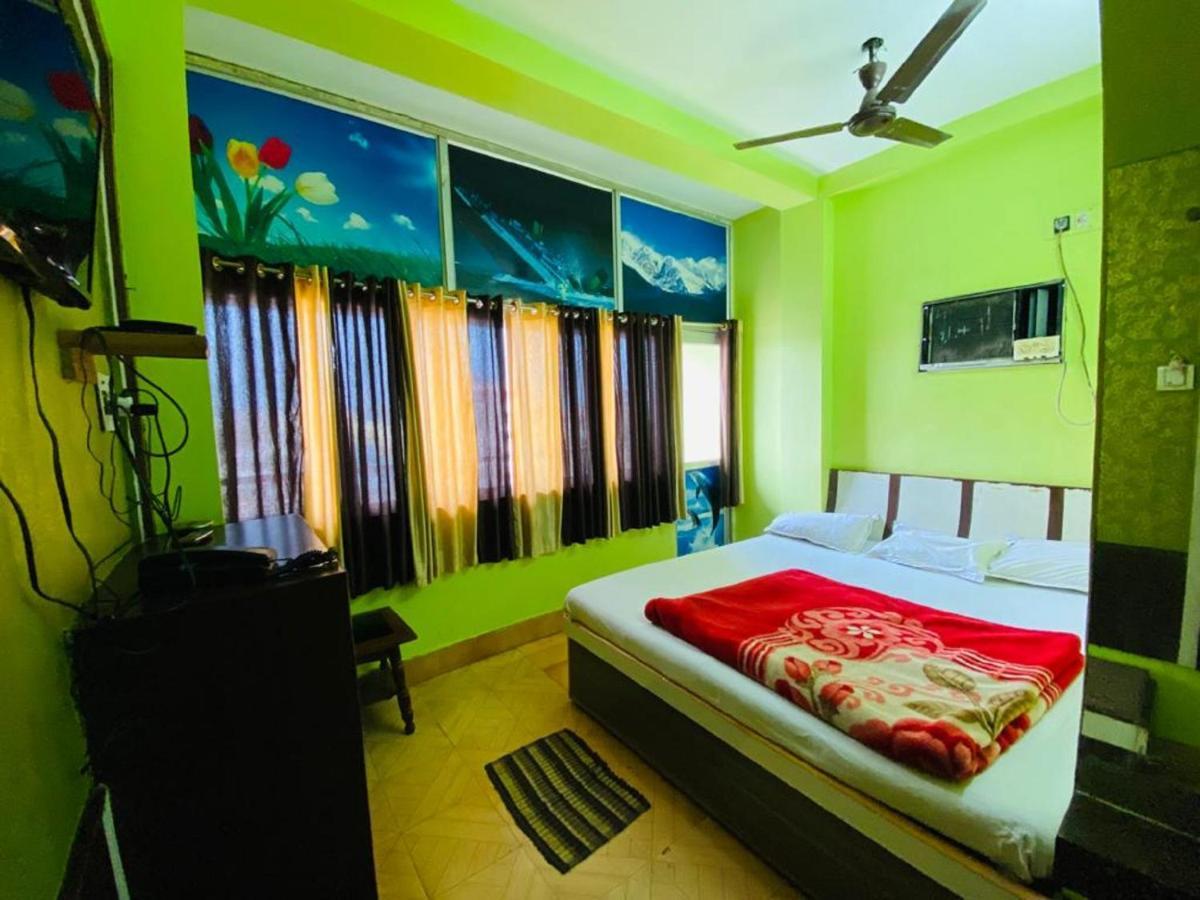 Staymaker Hotel Prerana Tarapith Exterior foto